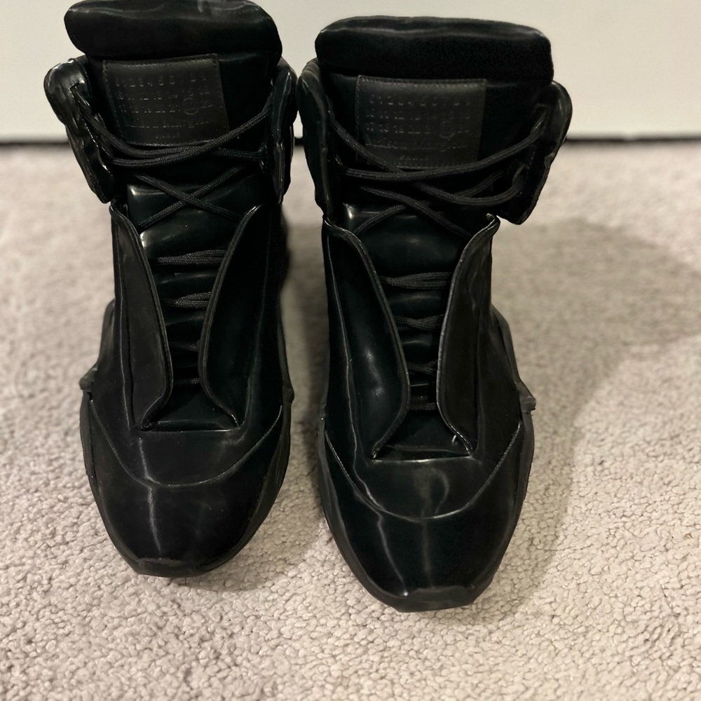Maison Margiela Men's Black Shell High-top Sneakers(unisex)